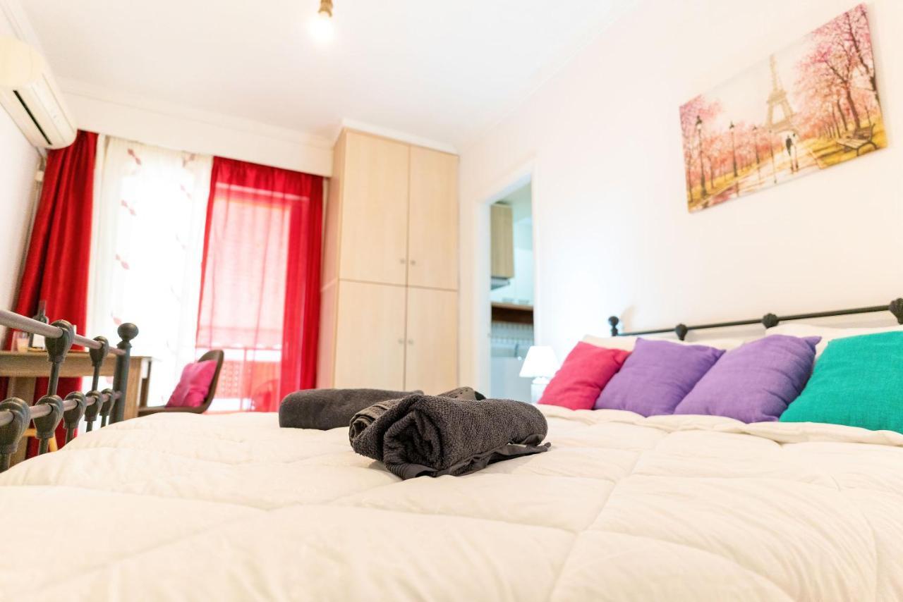 Maria'S Apartment Δίπλα Στο Νοσοκομείο Παίδων Και Στο Λαϊκό Athen Exterior foto