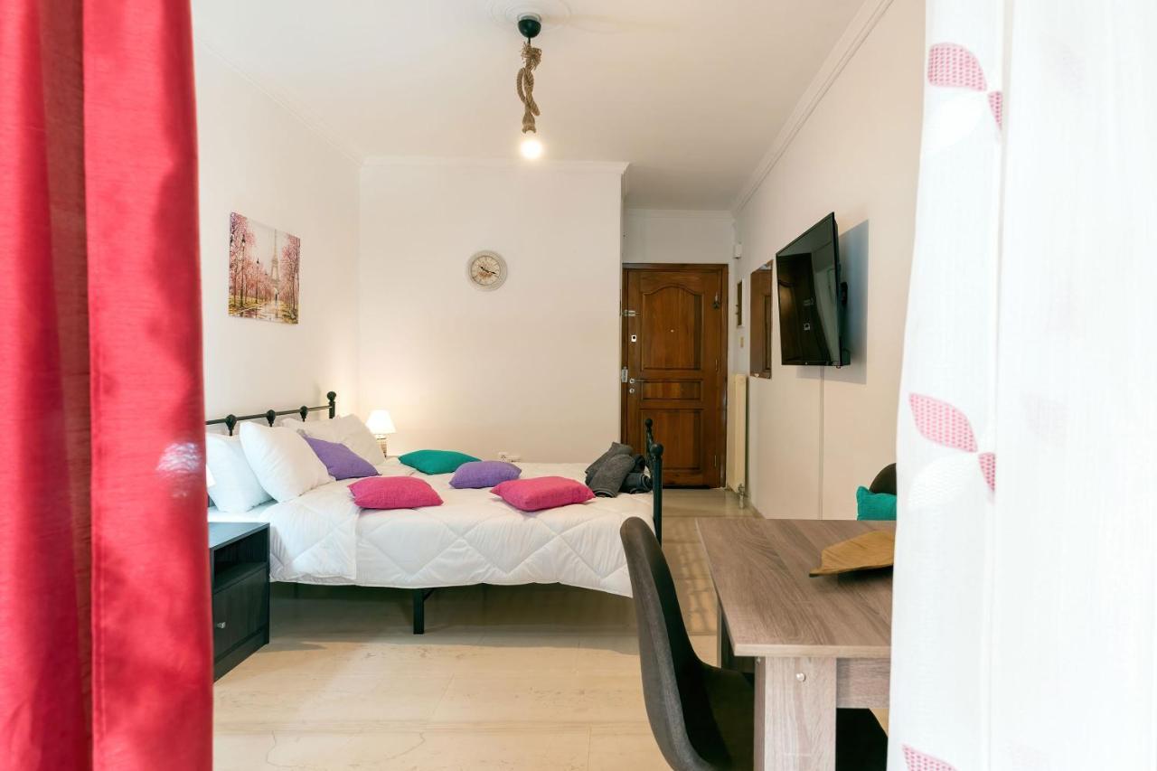 Maria'S Apartment Δίπλα Στο Νοσοκομείο Παίδων Και Στο Λαϊκό Athen Exterior foto